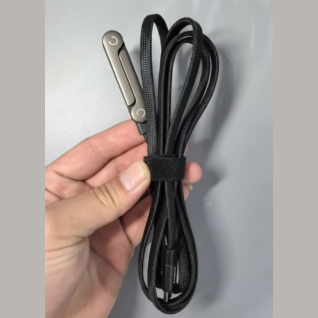 Fast Charging Cable With Foldable Mobile Phone Stand
