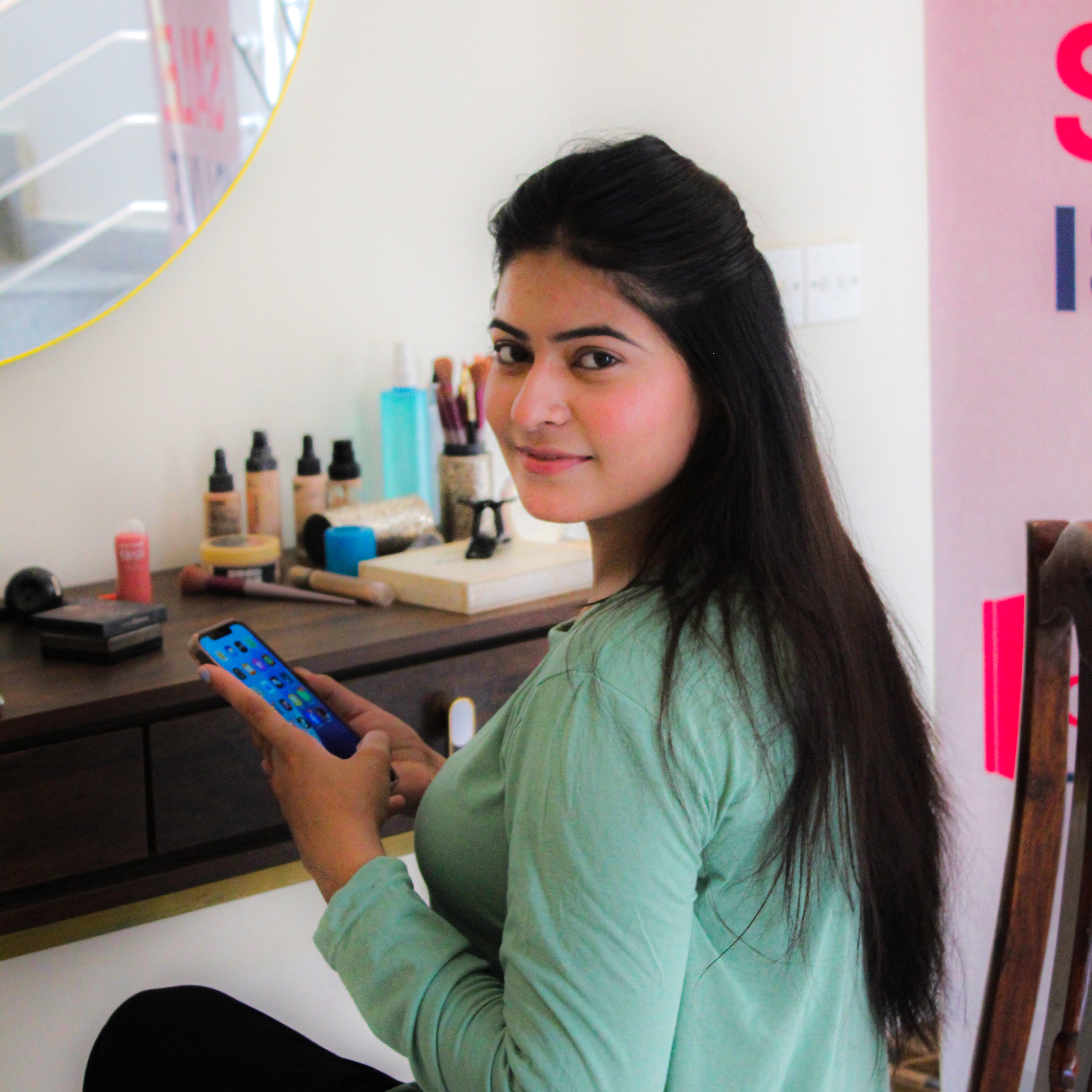 Helnay T-Shirt with Black Pajama