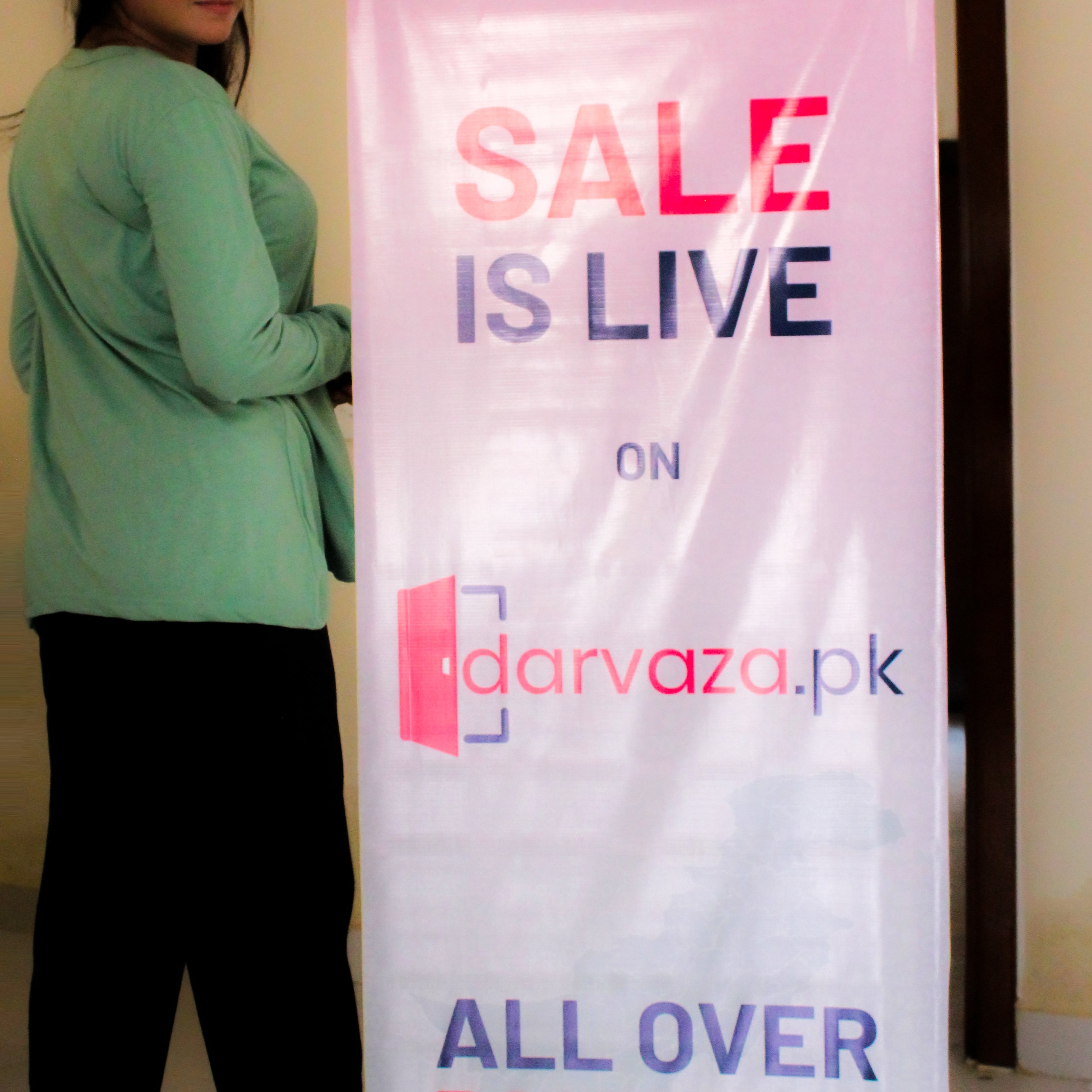 Helnay T-Shirt with Black Pajama