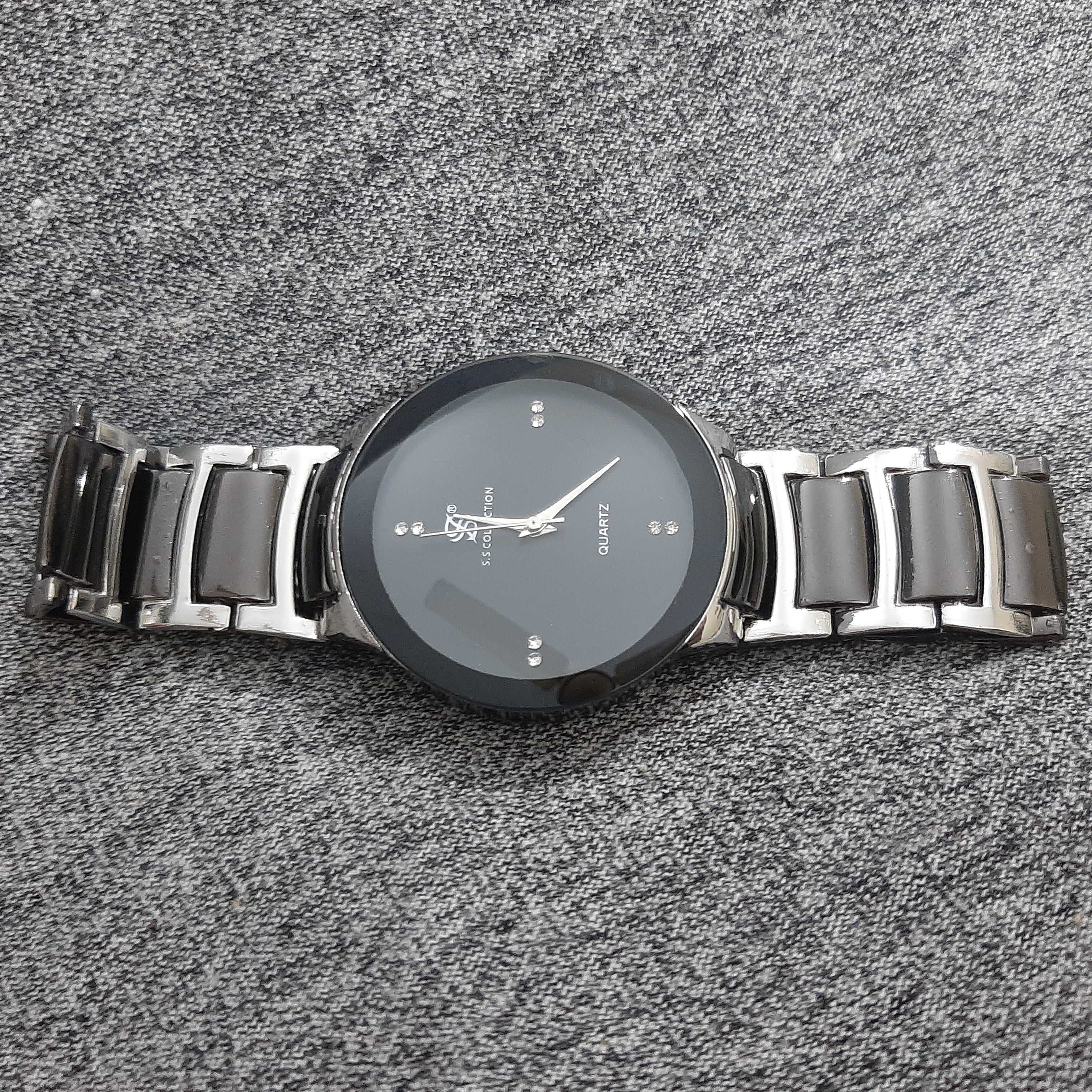 Centrix Chain Watch in Metallic Black with Golden/Silver Color Wrist Watch For Men