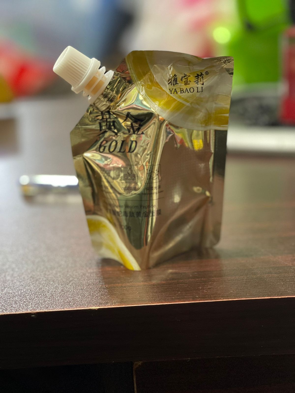 Anti-Aging Peel off Gold Face Mask Retinol Snake Venom Peptide for Blackheads and Pores Moisturizing