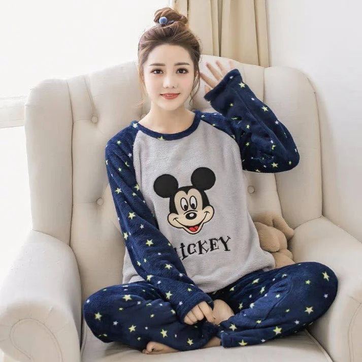 Star Mickey Night Suit