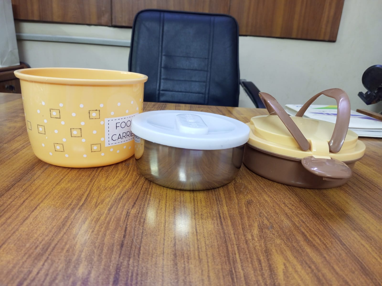 Plastic Food Career Double Layer Tiffin Lunch Box With Under Mini Steel Box for Food Storage