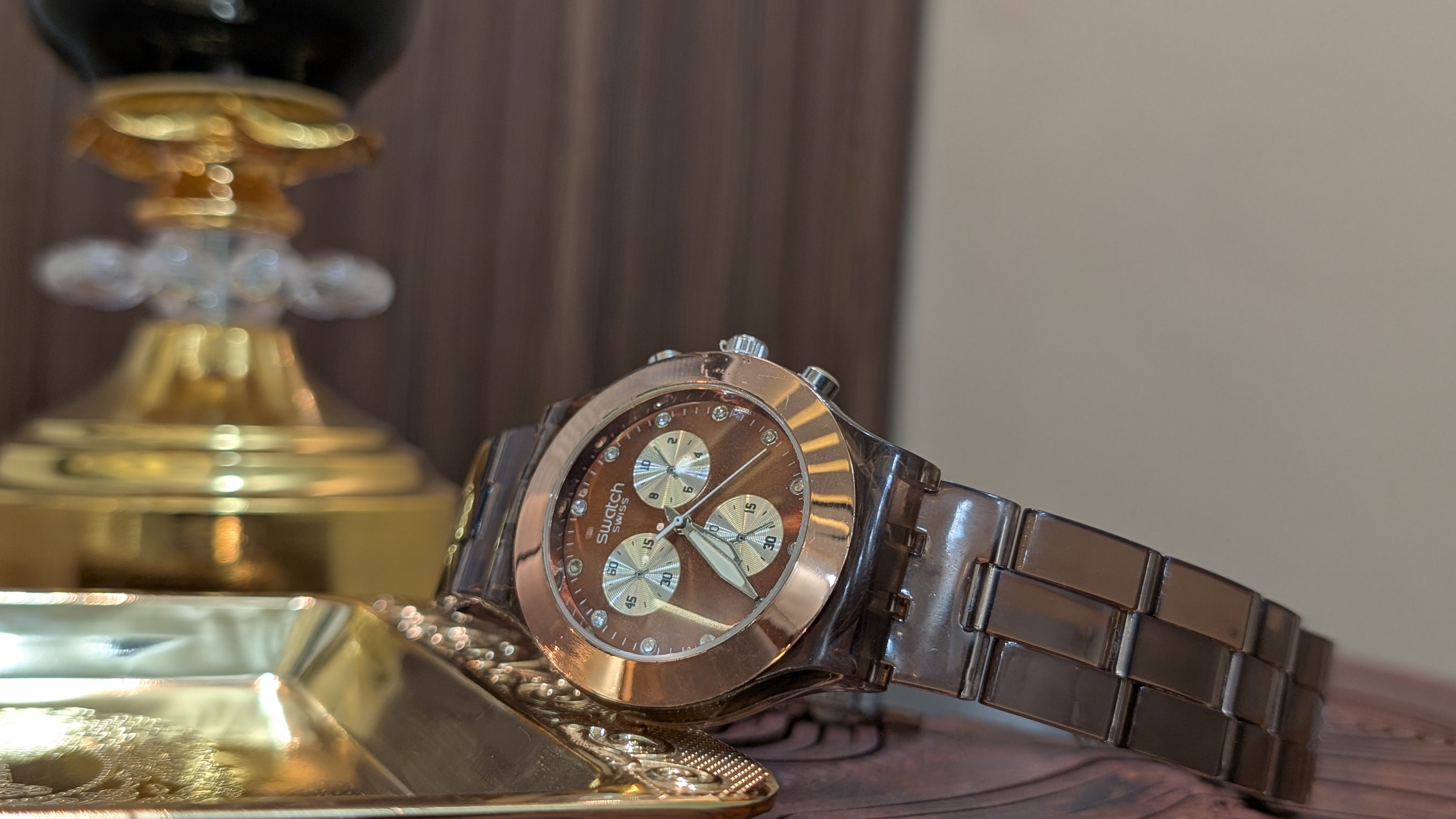 CrystalClear Acrylic Watch – Premium Unisex Edition