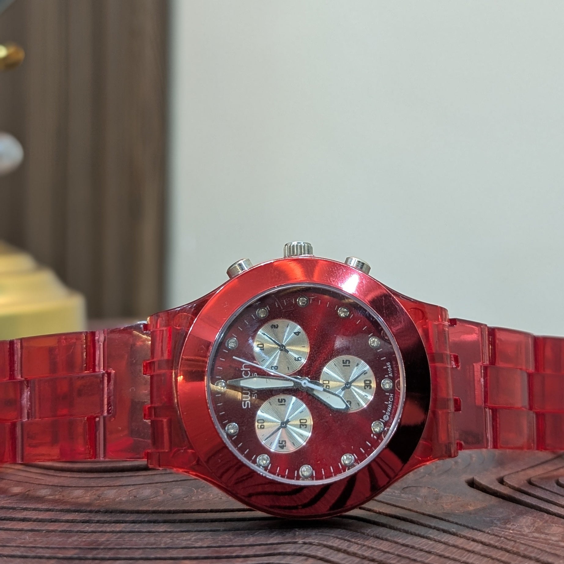 CrystalClear Acrylic Watch – Premium Unisex Edition