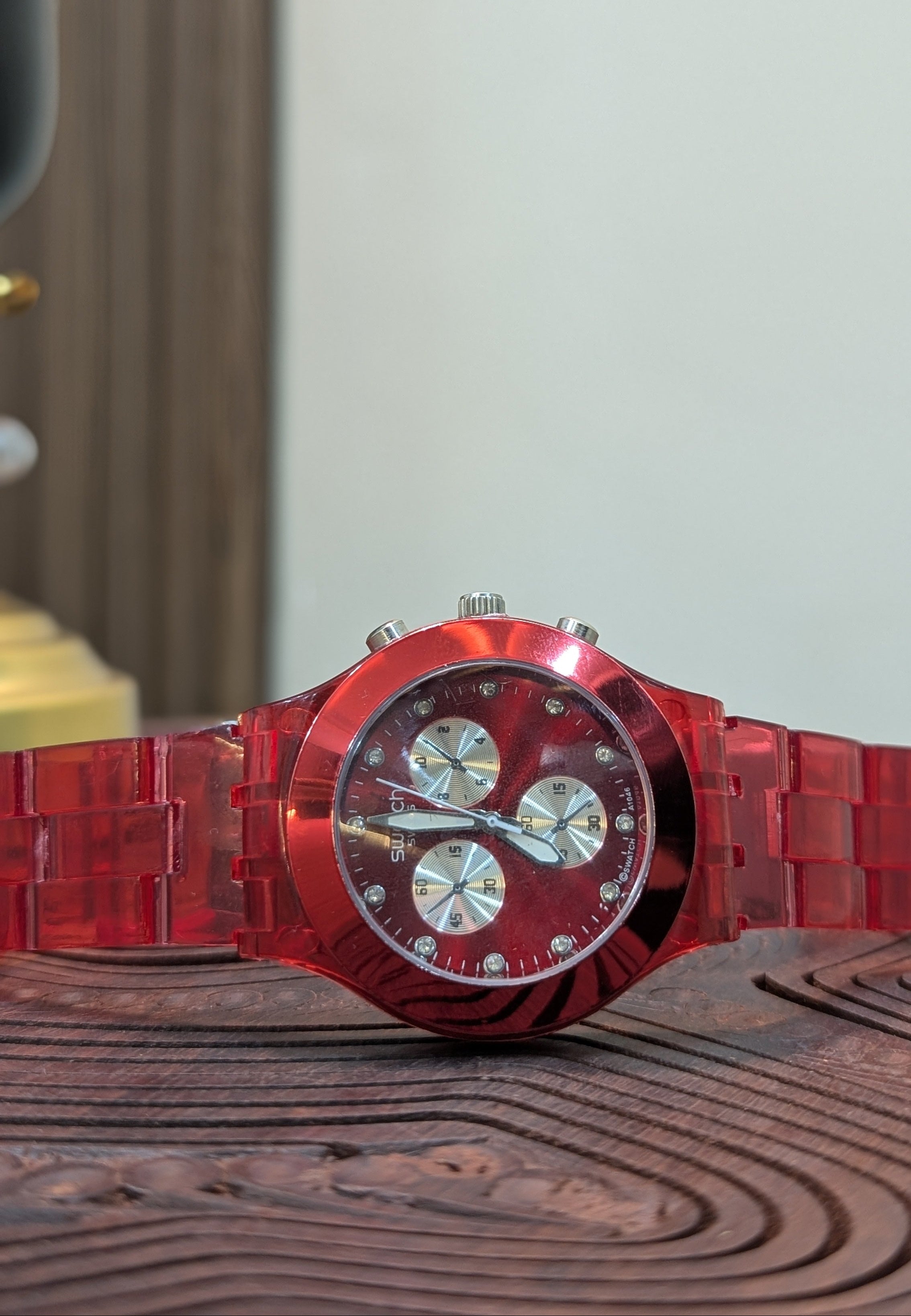 CrystalClear Acrylic Watch – Premium Unisex Edition