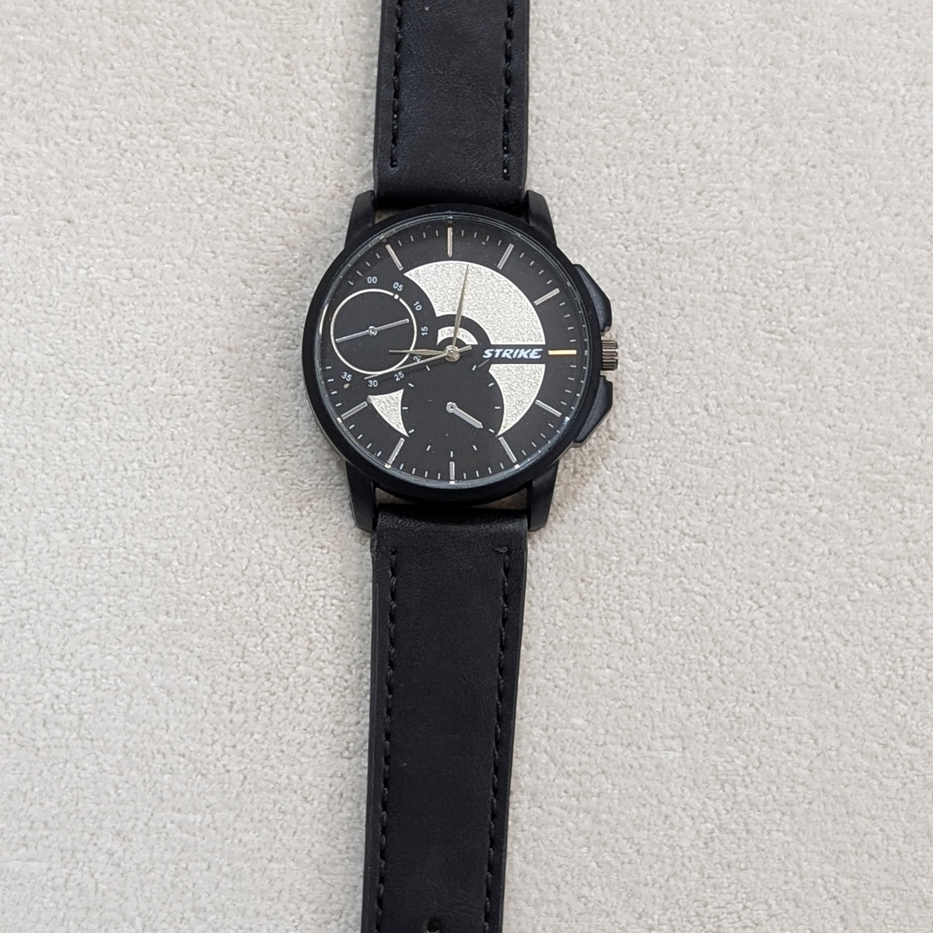 Strike Black with White Touch Men Watch