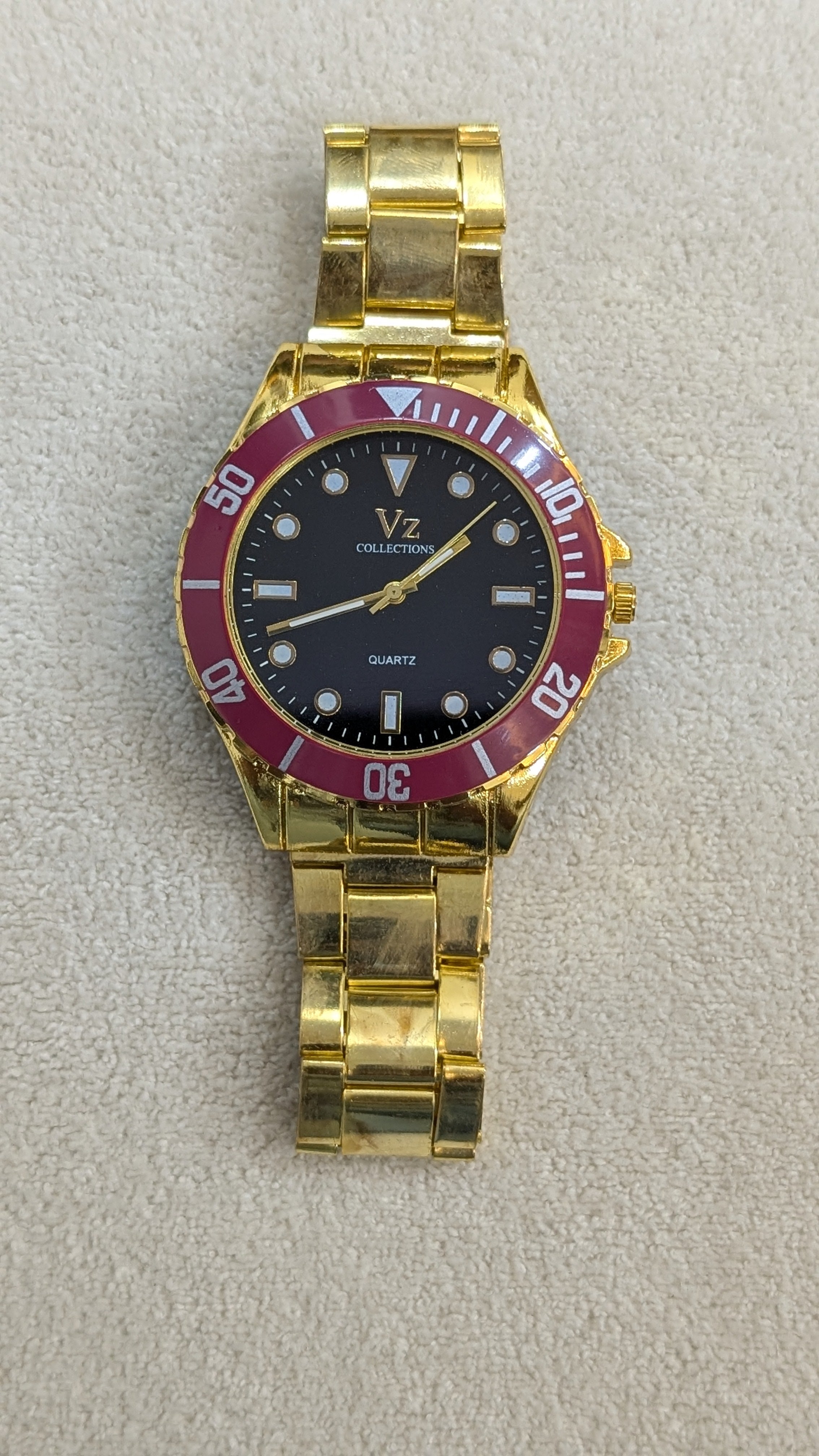 VZ Aurelia Golden Round Maroon Man Watch