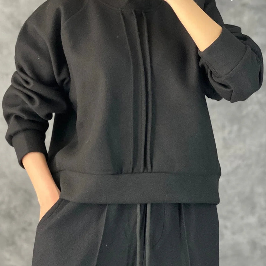 Winter Fleece Co-Ord – Stylish Black 2-Piece Set with Cocoon Pants & Sweatshirt