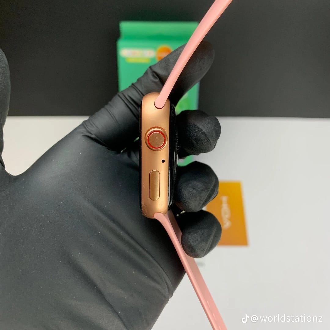 I9 Pro Max Smartwatch Series 9 Smart Watch 1.77 Inches Full Size Screen Bluetooth Calling Sports Mood For IOS and Android For Men and Women