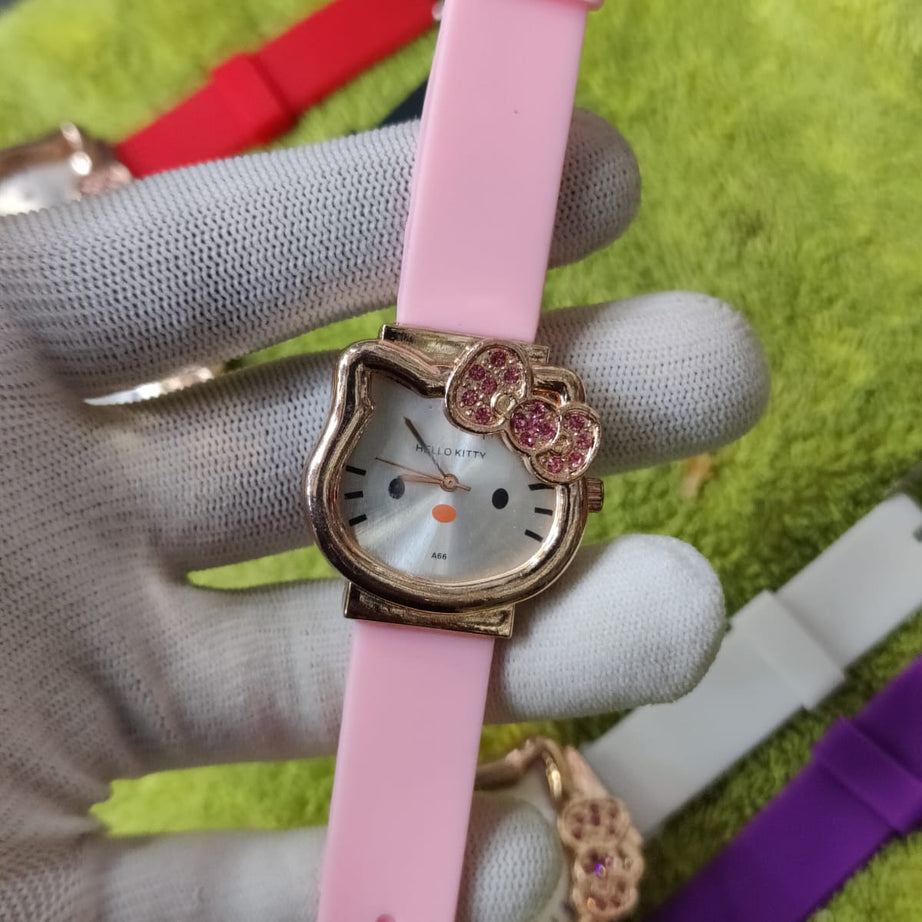 Beautiful Hello Kitty A86 Cartoon Cat Shaped Clock Dial Analog Wristwatch For Women