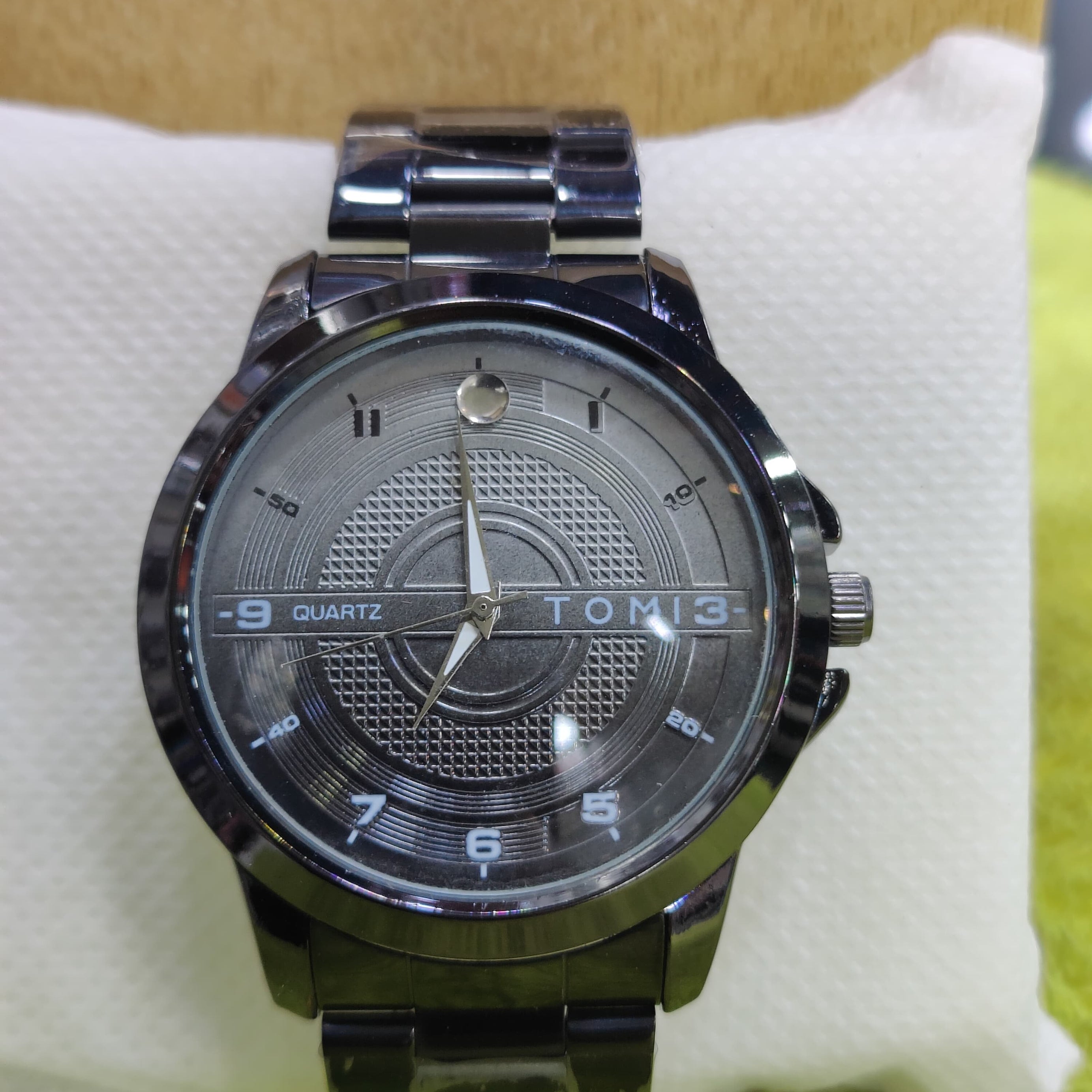 Tomi Quartz Stainless Steal New Look Clock Dial Analog Wristwatch For Men