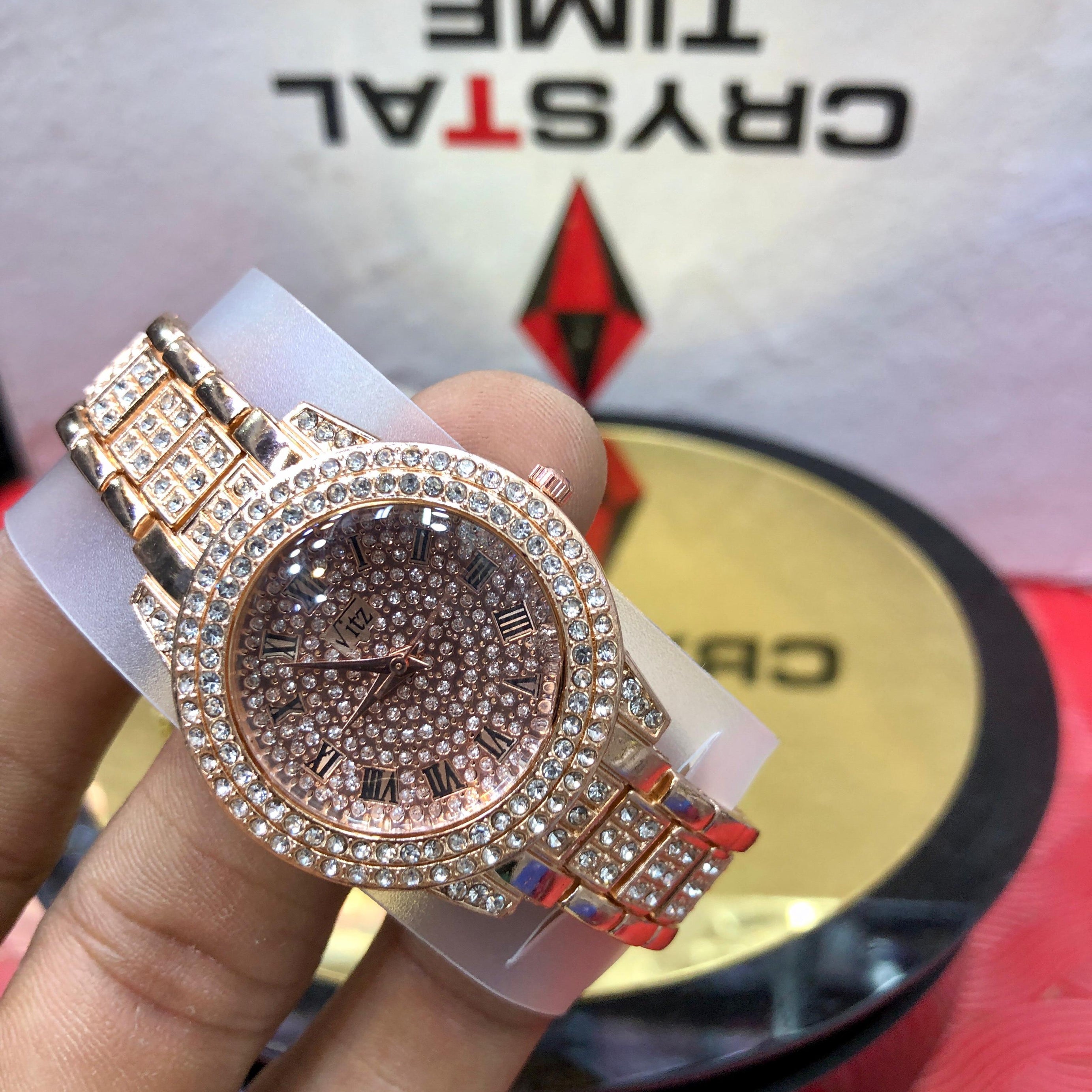 Unisex Diamond Quartz Watch (Golden & Silver)