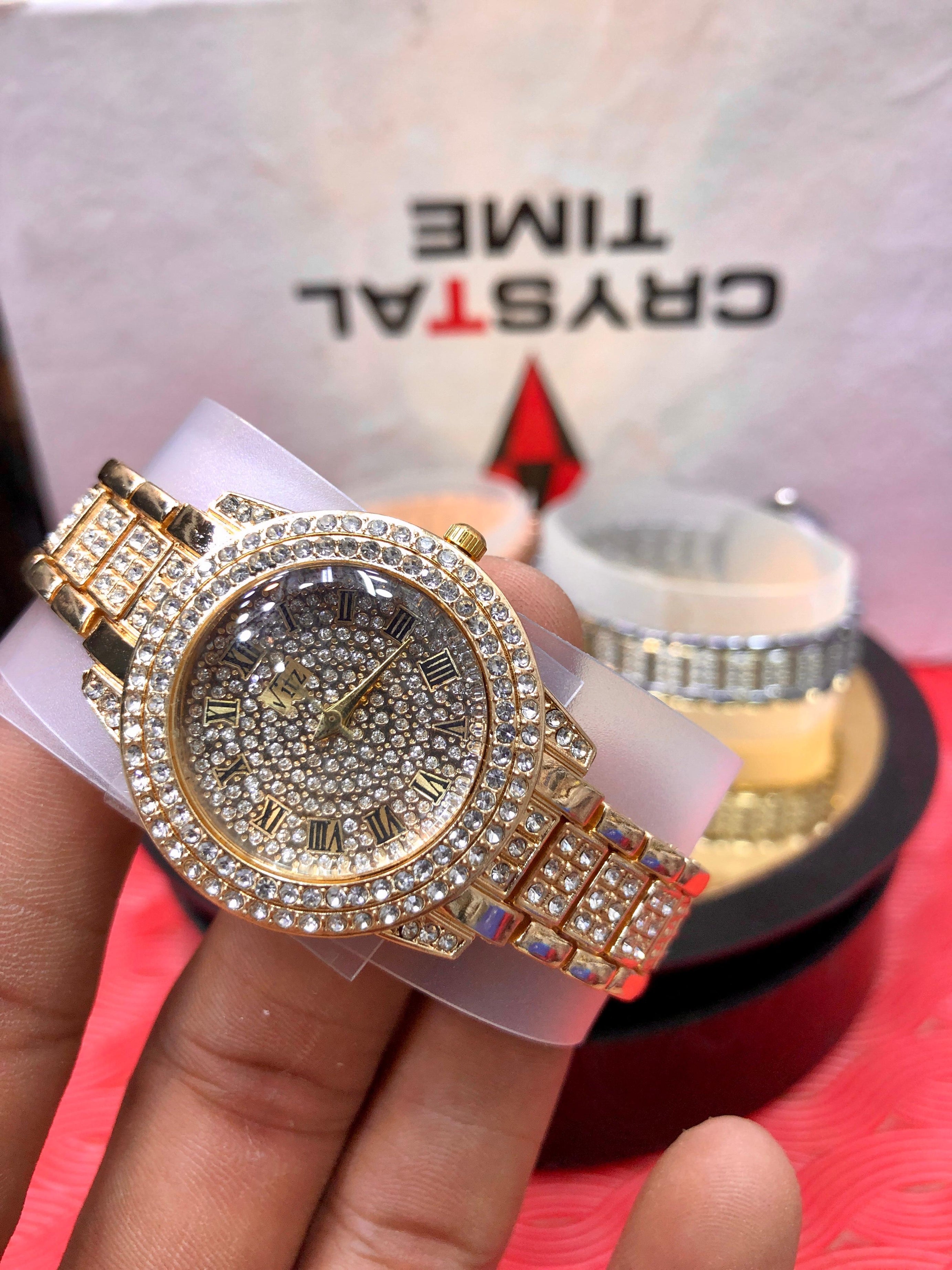 Unisex Diamond Quartz Watch (Golden & Silver)