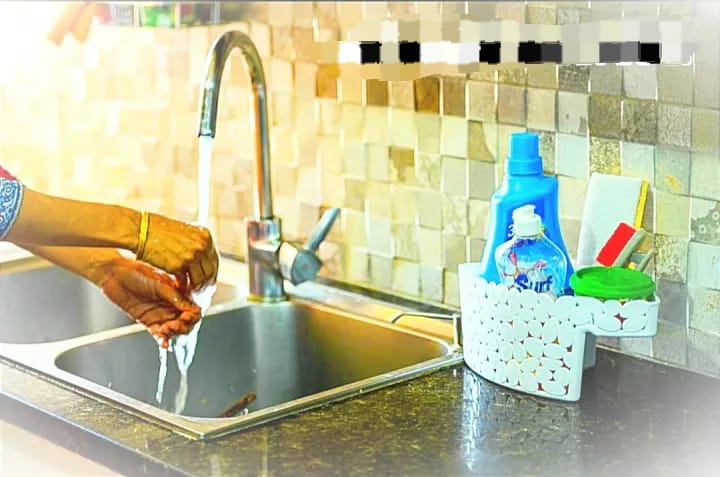 Wall Mounted Bathroom Storage Triangle Corner Shelf Organizer With Drainage Hole