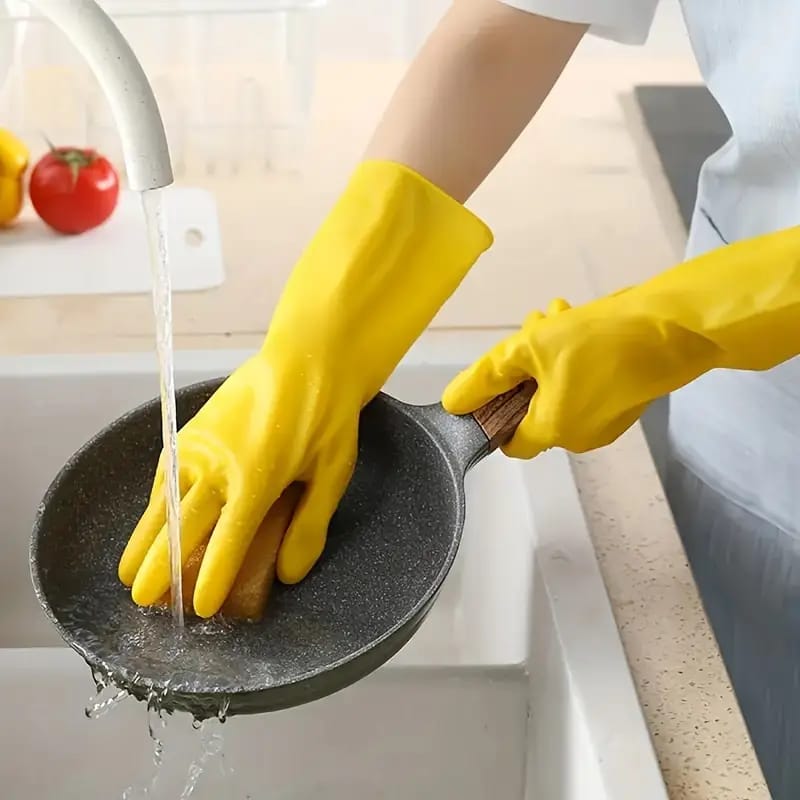 Pack Of 4 Cleaning Gloves Kitchen Reusable Dish Washing PVC and Anti-slip Gloves Rs 899 (2 Pairs)