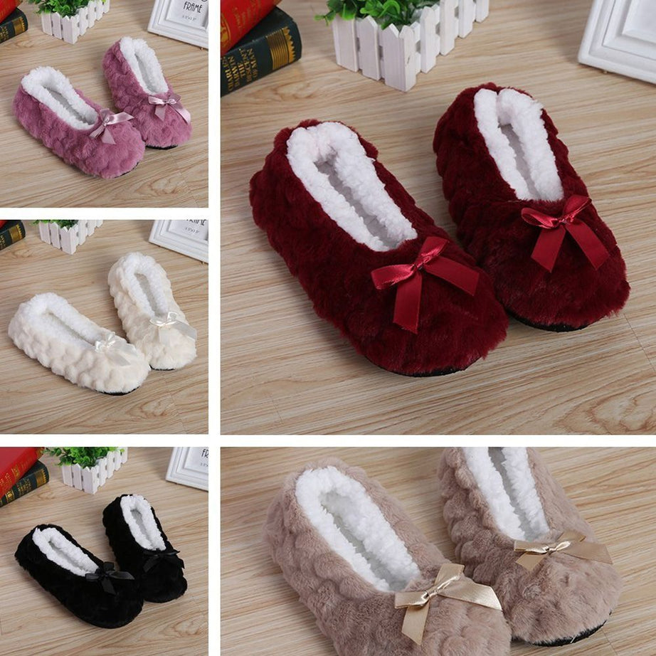 Winter Warm Wool Slippers in Soft Plush for Women Indoor use