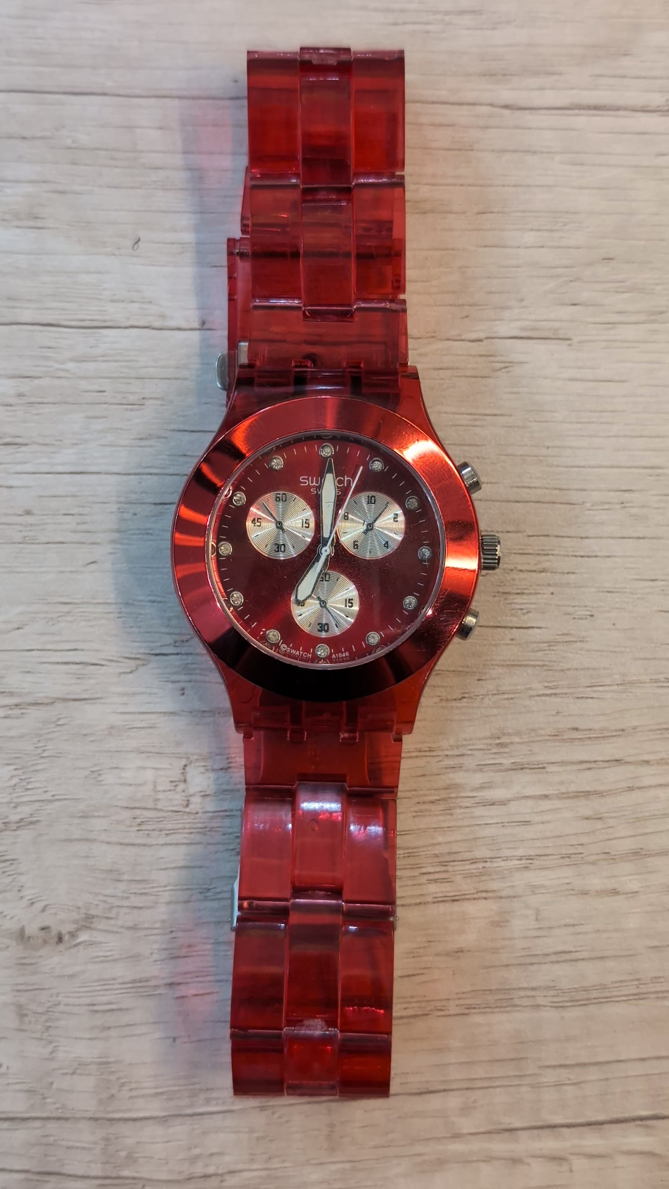 CrystalClear Acrylic Watch – Premium Unisex Edition