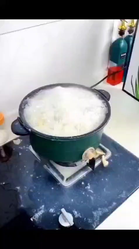 (Pack of 10) Disposable Oil Resistant and Heat Proof Aluminum Covers for Gas Stove Burners