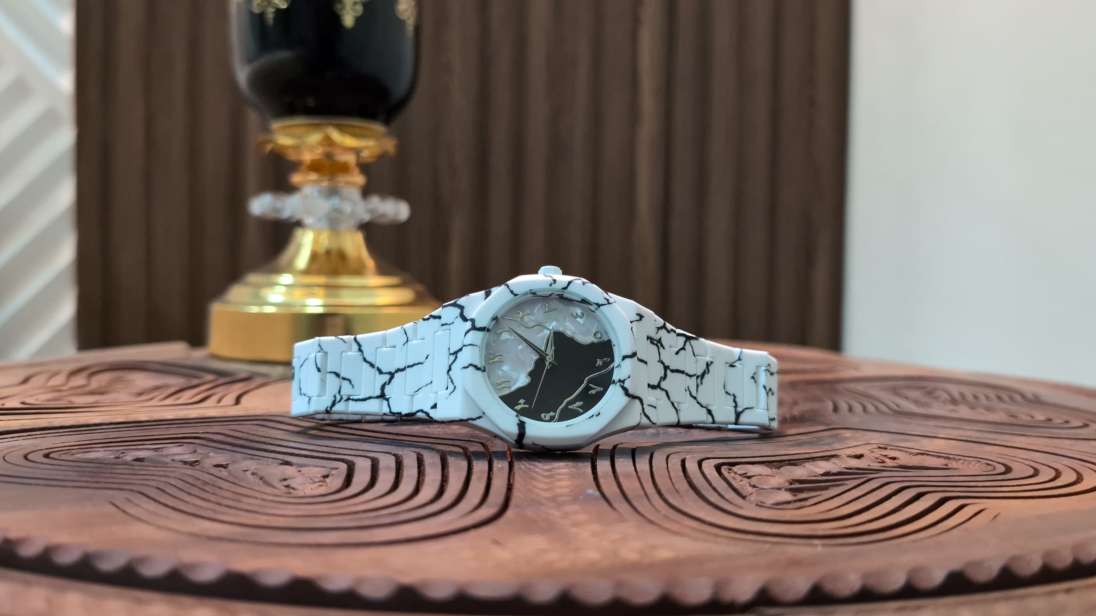 White Classic Arabic Aura – Marble Storm Edition