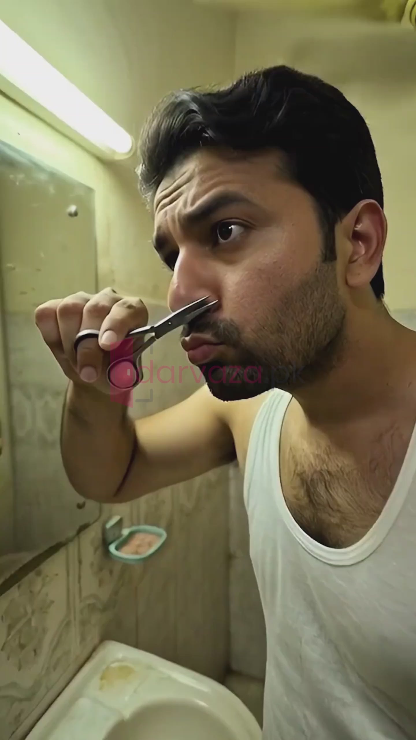 Vintage Style Manual Mechanical Nose Hair Trimmer