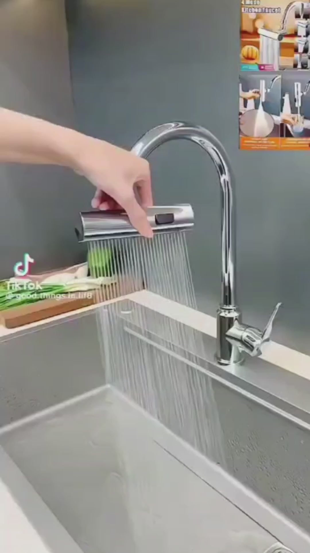 Multifunctional 360 Degree Rotatable Universal Shower Head with 4 Adjustable Water Flow Modes for Enhanced Experience