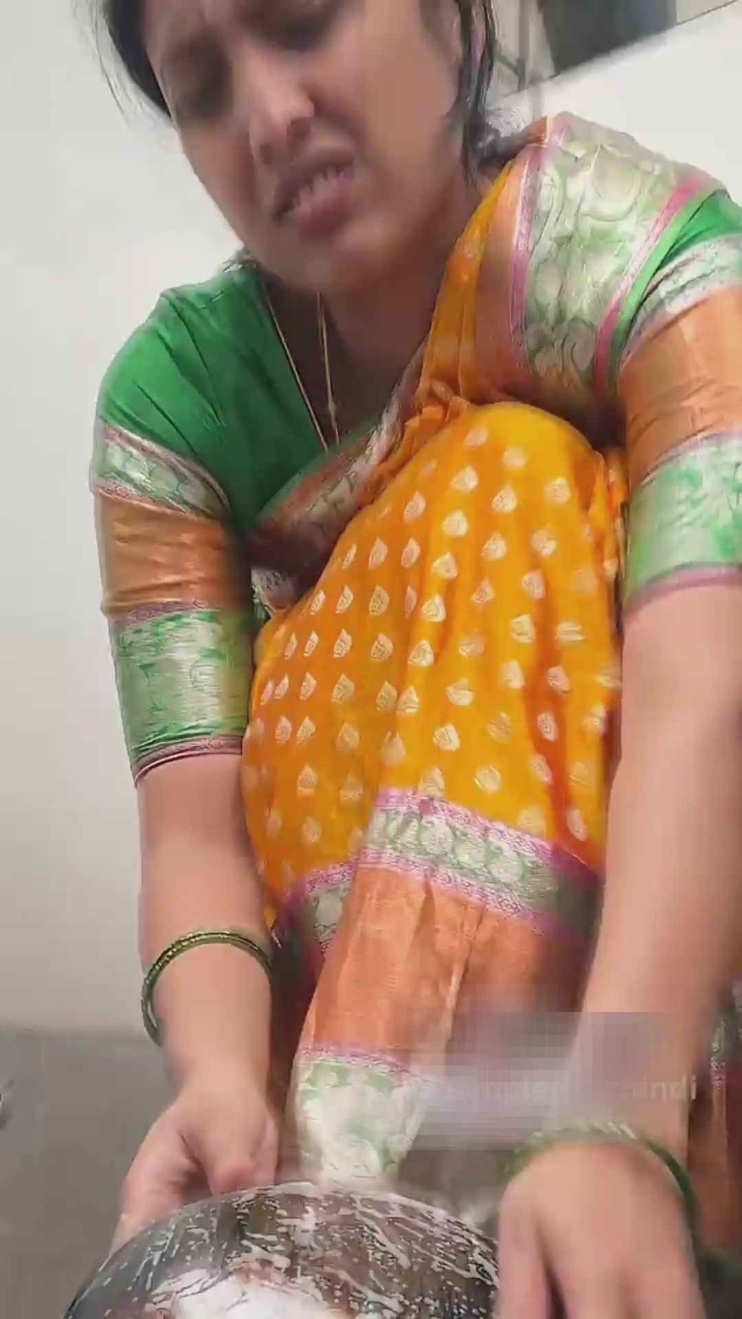 Buy 1 Get 1 Free Offer 2 Pcs Kitchen Cleaning Dish Brush Scrubber with Soap Dispenser