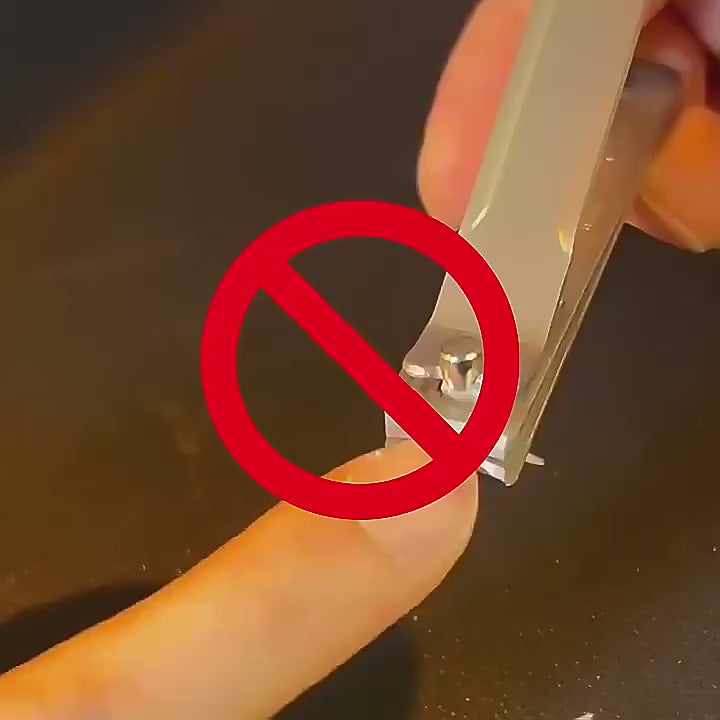 Adjustable USB Rechargeable Anti Pinch Automatic Electric Nail Clipper for Baby and Adult Use