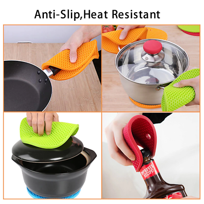 (Pack of 2) Silicone Rubber Heat Resistant Non Slip High Temperature Easy To Clean Table Mats with Hanging Hole For Pots