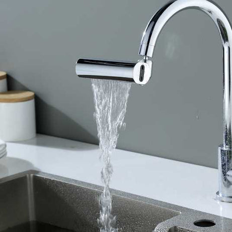 Multifunctional 360 Degree Rotatable Universal Shower Head with 4 Adjustable Water Flow Modes for Enhanced Experience